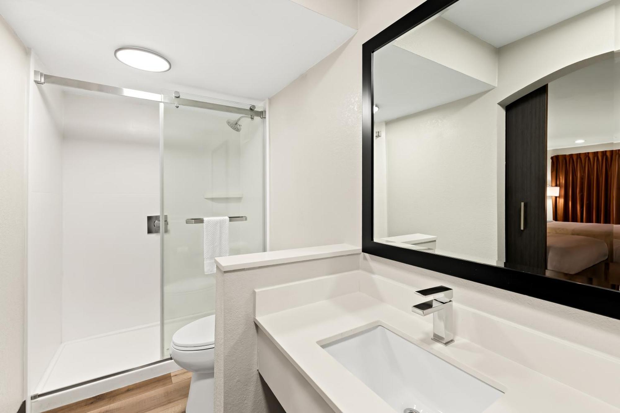 Quality Inn & Suites Dumas Buitenkant foto