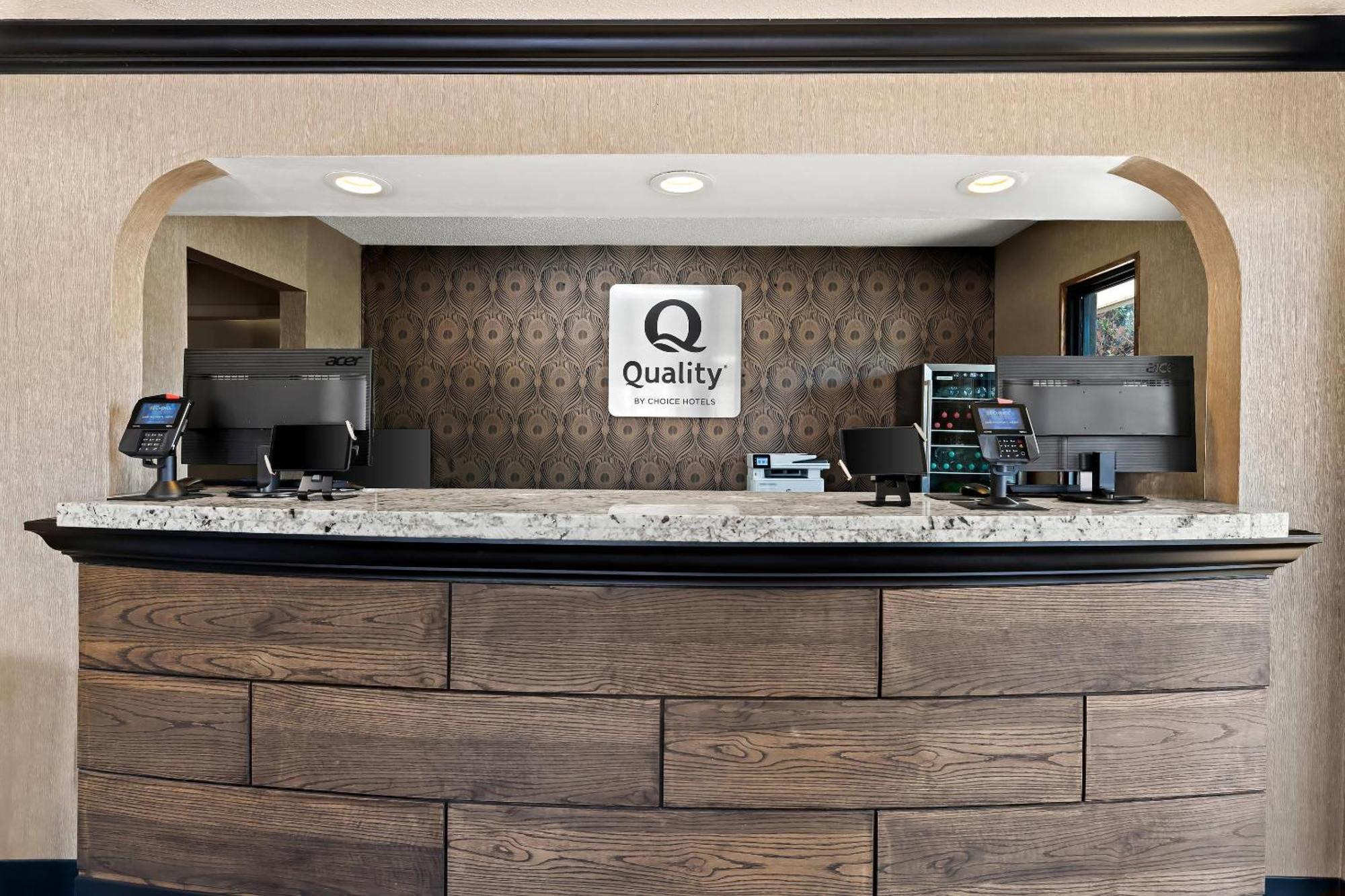 Quality Inn & Suites Dumas Buitenkant foto